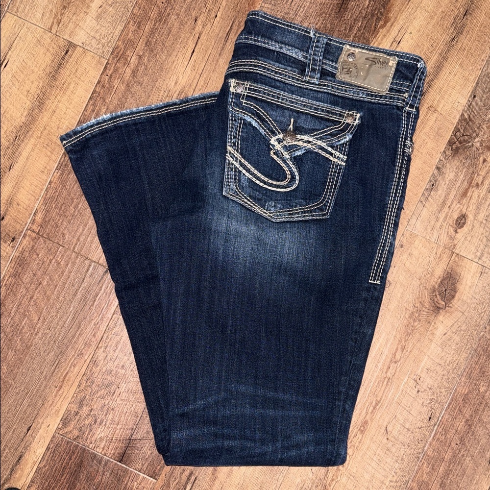 Silver Jeans Co. Blue Denim with Contrast Stitching